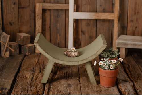 CURVED BENCH - GREEN